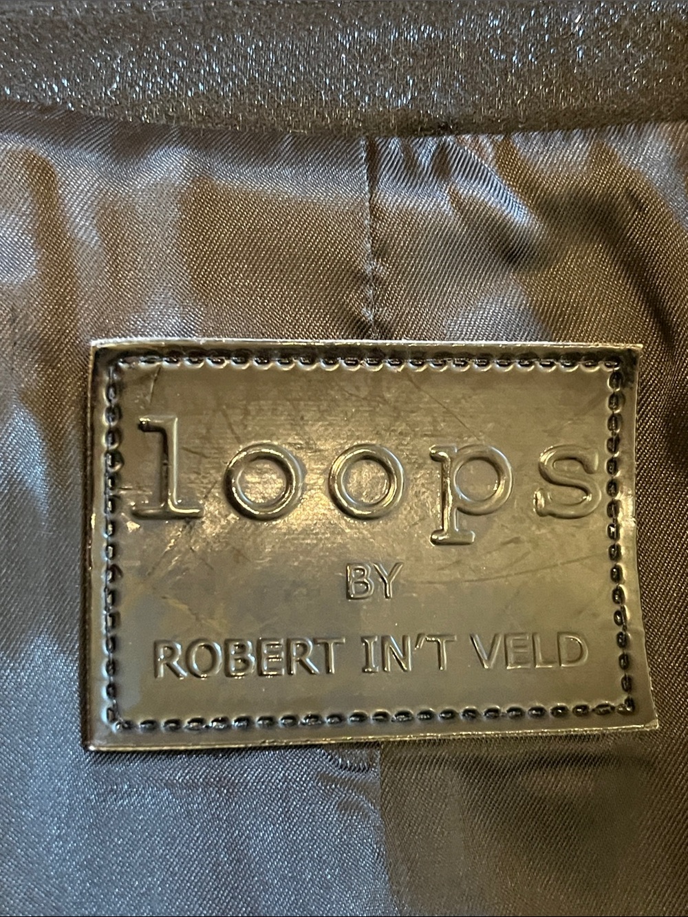 loops by ROBERT IN’T VELD Wool Coat - Picture 15 of 17